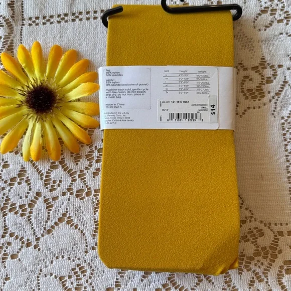π©· JCPenney; BNWT! Mustard Colored Opaque Control Tights in Misses Size Small! - Picture 3 of 4